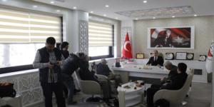 AMASYA TİCARET VE SANAYİ ODASI BAŞKANI KIRLANGIÇ BASINLA BİR ARAYA GELDİ
