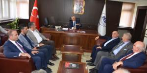 ATSO BAŞKANI MURAT KIRLANGIÇ, AMASYA DEFTERDARLIĞI BİNASINDA HİZMETE GİREN SERBEST MUHASEBECİ MALİ MÜŞAVİRLER ODASI OFİSİNİN AÇILIŞINA KATILDI.