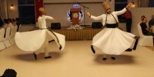 BAŞKAN KIRLANGIÇ TSO ÜYELERİNE VERDİĞİ 1000 KİŞİLİK İFTAR YEMEĞİNE EV SAHİPLİĞİ YAPTI