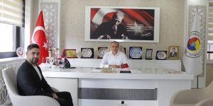 İşletme Sahibinden Başkan Kırlangıç'a Ziyaret