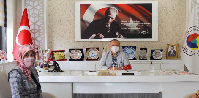 SGK İL MÜDÜRÜ NURCAN YURT ŞENEL AMASYA TSO BAŞKANI MURAT KIRLANGIÇ'I ZİYARET ETTİ