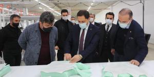 VALİ MASATLI VE BAŞKAN KIRLANGIÇ TEKSTİL FİRMASINDA İNCELEMELERDE BULUNDU