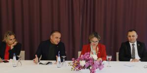 CHP GENEL SEKRETERİ SELİN SAYEK BÖKE VE ATSO MECLİS ÜYELERİ BİR ARAYA GELDİ