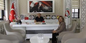 SANAYİ GAZETESİ AMASYA TEMSİLCİSİ BETÜL YILMAZ'DAN ATSO BAŞKANI MURAT KIRLANGIÇ'A ZİYARET