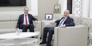 İL KÜLTÜR VE TURİZM MÜDÜRÜ EKEN'DEN BAŞKAN KIRLANGIÇ'A ZİYARET