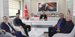 MİLLET PARTİSİ İL BAŞKANI SALİH KÜÇÜKÖNER VE BERABERİNDEKİ HEYETTEN ATSO BAŞKANI MURAT KIRLANGIÇ'A ZİYARET