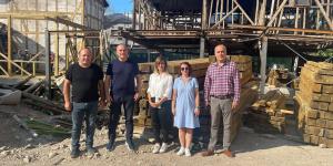 BAŞKAN KIRLANGIÇ'TAN GÜLCE KÖŞK OTELİNİN İNŞAATINA ZİYARET