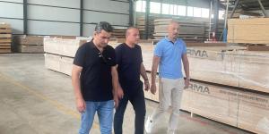 BAŞKAN KIRLANGIÇ 4LİNE OFİS MOBİLYALARI FİRMASINI ZİYARET ETTİ