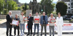 BAŞKAN KIRLANGIÇ AHİLİK HAFTASI DOLAYISIYLA DÜZENLENEN PROGRAMA KATILDI