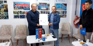 BAŞKAN KIRLANGIÇ, AMASYA YESEVİ HAREKETİ DERNEĞİ GÖNÜLLÜLERİ İLE BİR ARAYA GELDİ