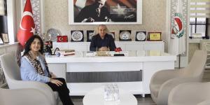 İÇERİK ÜRETİCİSİ MAKBULE BAYKARA'DAN BAŞKAN KIRLANGIÇ'A ZİYARET