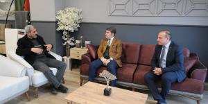 VALİ BAKAN VE ATSO BAŞKANI KIRLANGIÇ'TAN GÖNÜL LİFE MOBİLYA FİRMASINA ZİYARET
