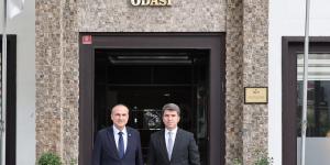 AMASYA VALİSİ BAKAN'DAN BAŞKAN KIRLANGIÇ'A ZİYARET