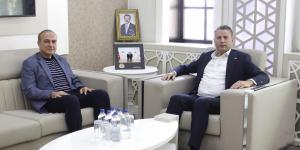 CHP AMASYA MİLLETVEKİLİ REŞAT KARAGÖZ'DEN ATSO BAŞKANI MURAT KIRLANGIÇ'A ZİYARET