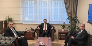 AMASYA TSO BAŞKANI KIRLANGIÇ VE MİLLETVEKİLİ ÇİLEZ'DEN BAKAN YARDIMCISI CANTİMUR'A ZİYARET