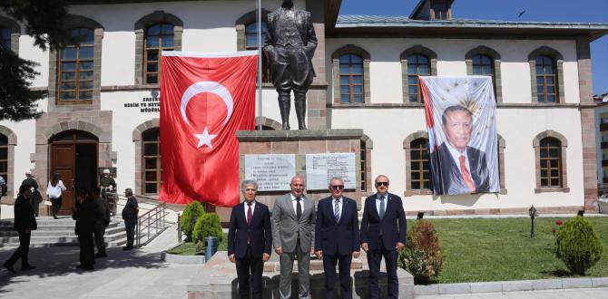 ATSO HEYETİ, ERZURUM KONGRESİ’NİN 106. YIL DÖNÜMÜNDE DÜZENLENEN ETKİNLİKLERE KATILDI