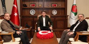 AMASYA TSO BAŞKANI KIRLANGIÇ VE AMASYA ESOB BAŞKANI KÖSE'DEN VALİ BAKAN'A ZİYARET