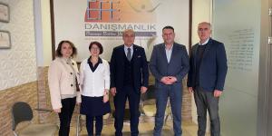 BAŞKAN KIRLANGIÇ'TAN EFE AÇAN DANIŞMANLIK MERKEZİNE ZİYARET