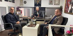 ATSO BAŞKANI KIRLANGIÇ VE GENEL SEKRETERİ CİNBAZ'DAN YORUM GAZETESİ SAHİBİ AKCAN'A ZİYARET