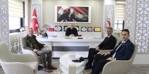 DENETİMLİ SERBESTLİK MÜDÜRÜ BALABAN VE ODA ÜYESİ DUMLU’DAN BAŞKAN KIRLANGIÇ’A ZİYARET