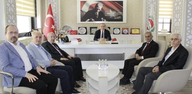 TÜRK OCAKLARI AMASYA ŞUBESİNDEN BAŞKAN KIRLANGIÇ'A ZİYARET