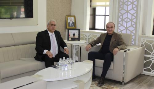 BERAT MAKİNA FİRMASI SAHİBİ İVELİK'TEN ATSO BAŞKANI KIRLANGIÇ'A ZİYARET