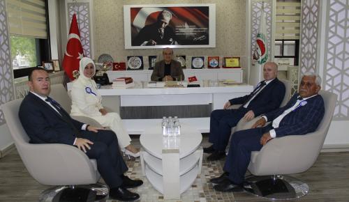 SGK İL MÜDÜRÜ NURCAN YURT ŞENEL'DEN ATSO BAŞKANI MURAT KIRLANGIÇ'A SOSYAL GÜVENLİK HAFTASI ZİYARETİ