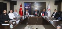 AMASYA TSO BAŞKANI KIRLANGIÇ KOSGEB AMASYA GİRİŞİMCİ DESTEK PROGRAMI İŞ GELİŞTİRME DESTEĞİ KAPSAMINDA DÜZENLENEN GİRİŞİMCİ SEÇMELERİNE JÜRİ ÜYESİ OLARAK KATILDI