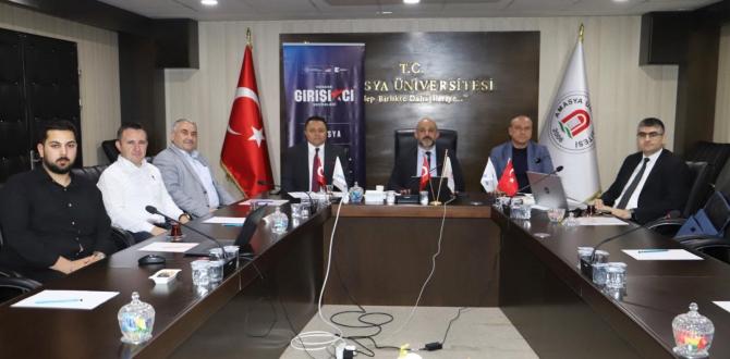 AMASYA TSO BAŞKANI KIRLANGIÇ KOSGEB AMASYA GİRİŞİMCİ DESTEK PROGRAMI İŞ GELİŞTİRME DESTEĞİ KAPSAMINDA DÜZENLENEN GİRİŞİMCİ SEÇMELERİNE JÜRİ ÜYESİ OLARAK KATILDI
