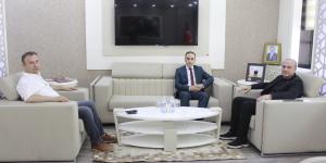 GENÇLİK VE SPOR İL MÜDÜRÜ ERCAN VE ASİAD BAŞKANI KAYALAR'DAN ATSO BAŞKANI KIRLANGIÇ'A ZİYARET