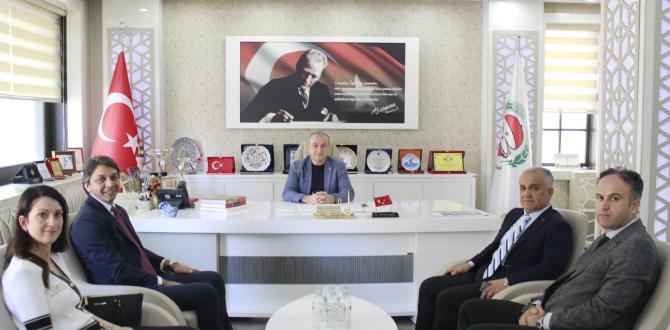 VAKIFBANK YÖNETİCİLERİNDEN AMASYA TSO'YA ZİYARET