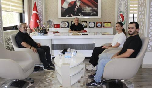 DALGIÇ YAPI KİMYASALLARI FİRMASI GENEL MÜDÜRÜ YAŞAR DALGIÇ'TAN BAŞKAN MURAT KIRLANGIÇ'A ZİYARET